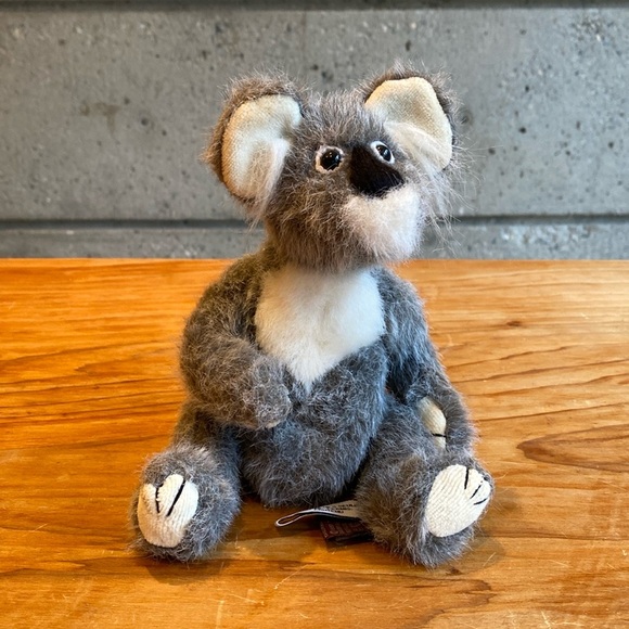 Vintage 1993 Ty Brisbane with Articulating Arms - Picture 1 of 7